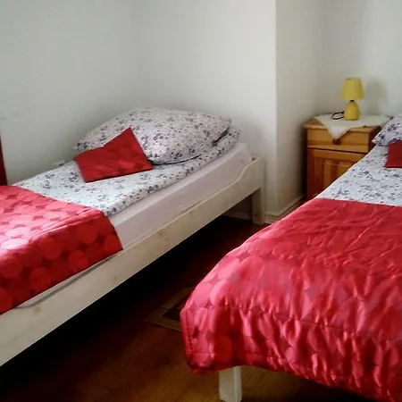 Casa de hóspedes Na Skarpie 3*